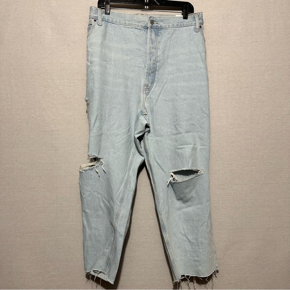 NWT Old Navy Slouchy Straight Jeans - size 28